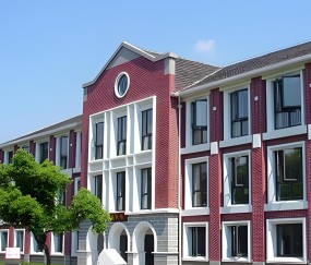 上海财经大学是985还是211学校