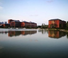 大学毕业发什么证书
