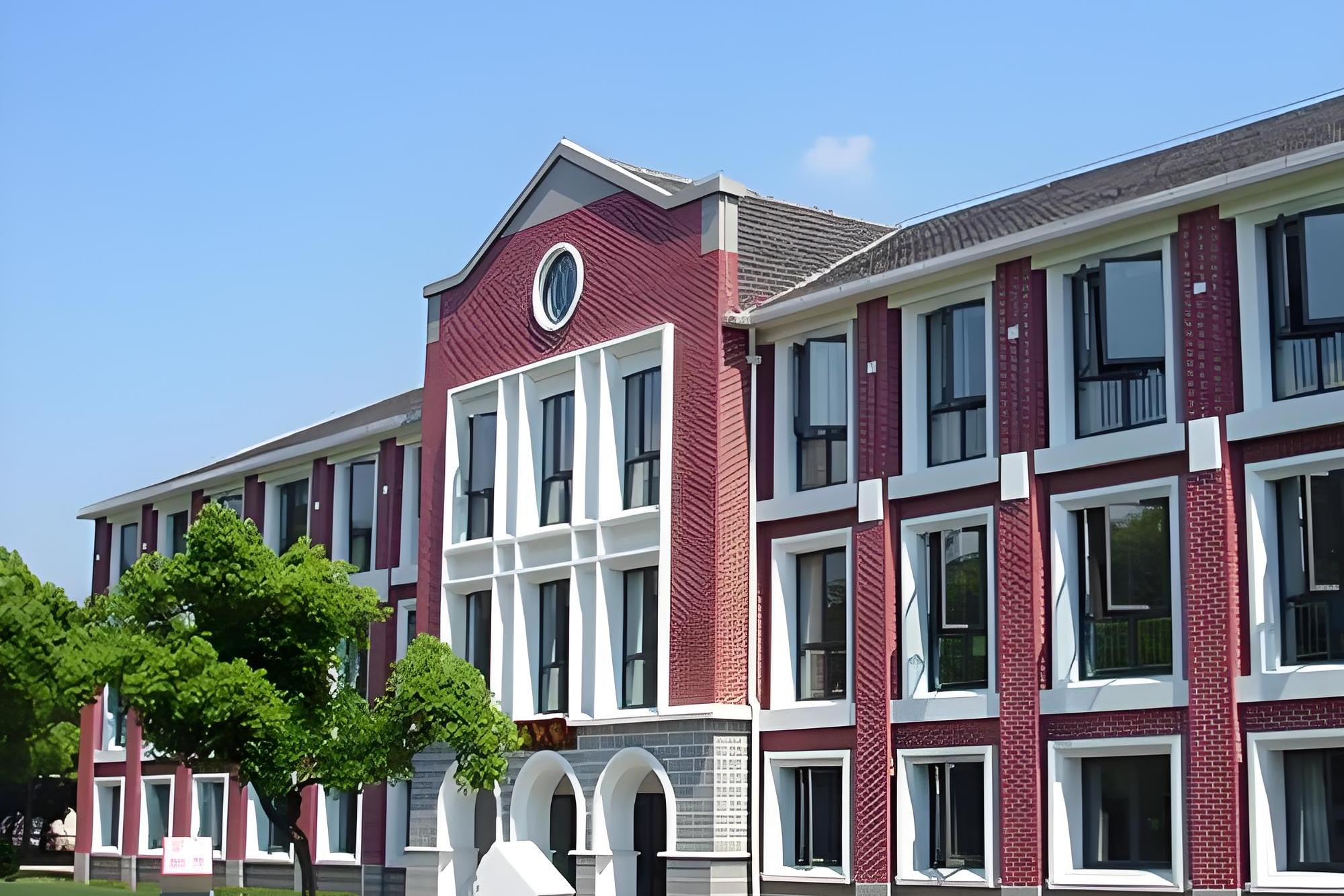 上海财经大学是985还是211学校