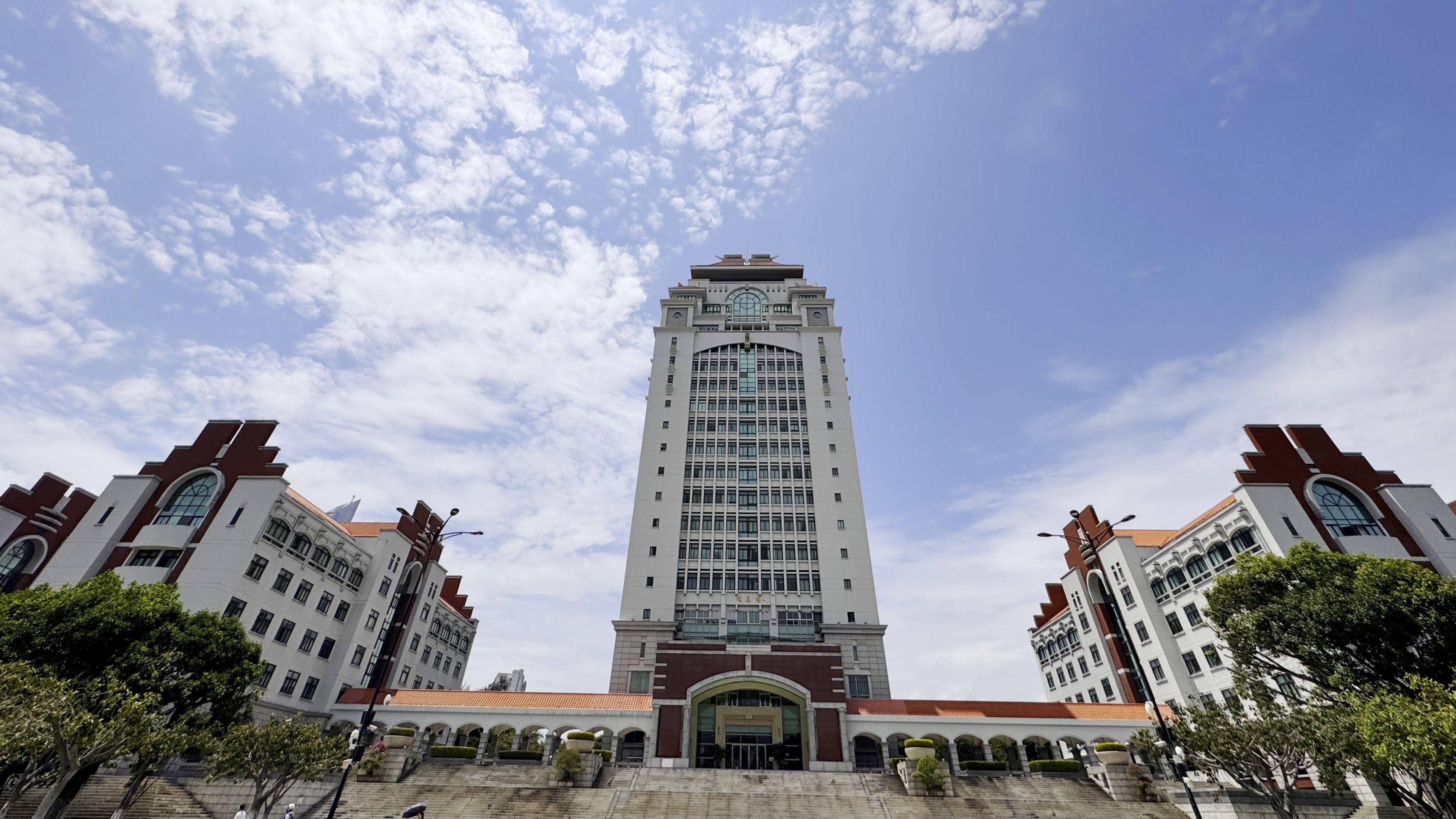 厦门大学是211还是985